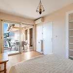 Meuble Tourisme 3 Etoiles Vue Apartamento Golfe-Juan
